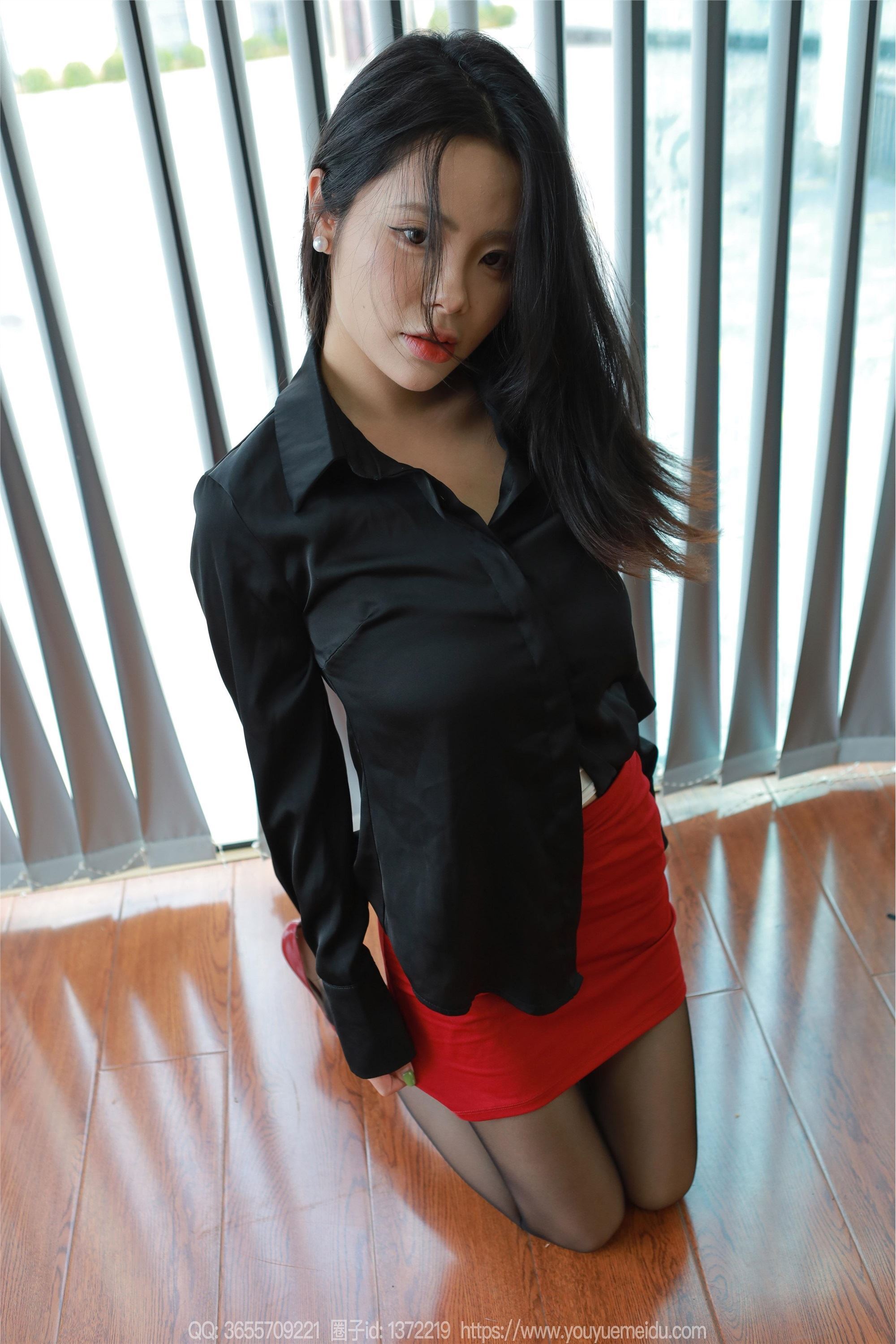 IESS异思趣向  2024.10.10 丝享家 1868 兔兔《黑丝红裙（上）》